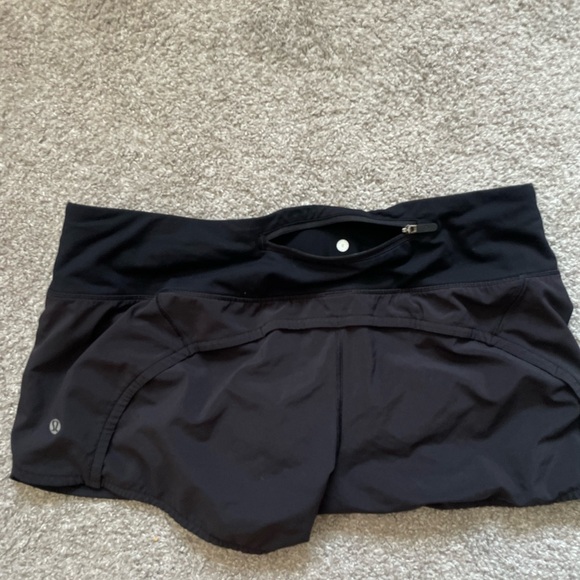 Lululemon speed up shorts. Size 8. - Picture 2 of 4